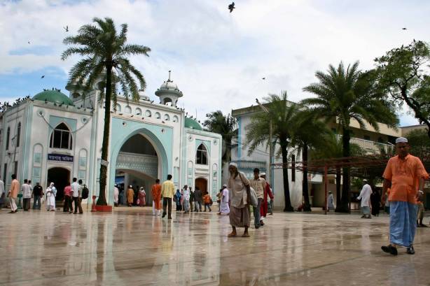 হযরত শাহ জালাল ইয়ামনী রহমতুল্লাহি আলাইহি এর মাজার
